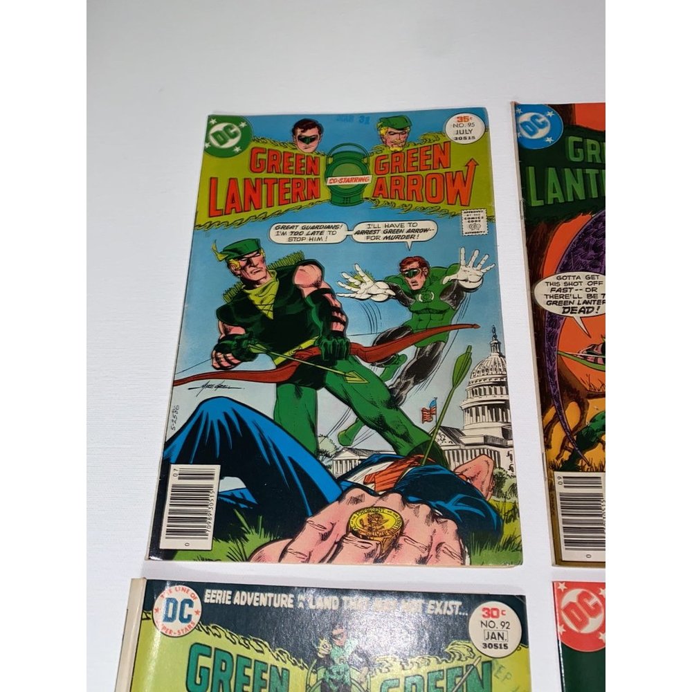 9 GREEN LANTERN / GREEN ARROW COMICS - Picture 7 of 12